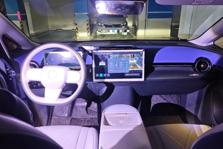 Used ARCFOX Kaola 2023 Parent-Child Edition Pro Center Console