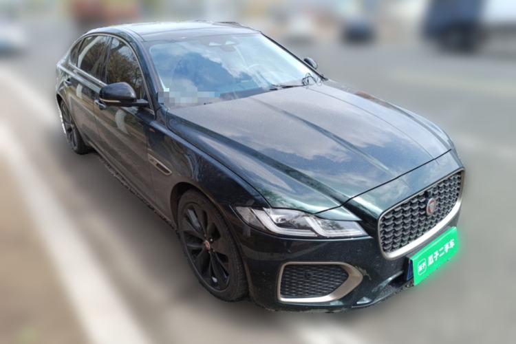 Used Jaguar XFL 2023 XFL 2.0T P250 Two-Wheel-Drive Prestige Luxury Gold Edition Front Right 45 Deg