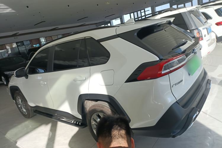 Used Toyota Wildlander 2024 2.0L CVT Two-Wheel Drive Leading Edition