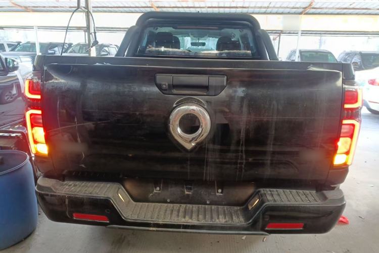 Used Great Wall Poer 2023 2.0T Commercial Version Automatic Diesel 4x4 Elite Long-Box GW4D20M