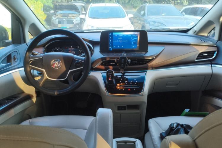 Used Buick GL8 2021 Land Cruiser Executive Class 652T Comfort Model