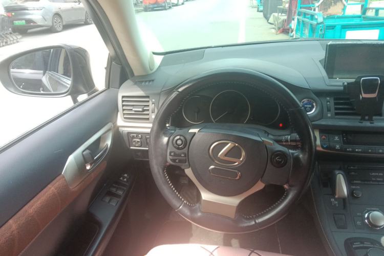 Used Lexus CT 2014 CT200h Elite Edition Monochrome Steering Wheel