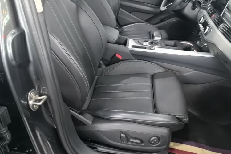 Used Audi A4L 2022 40 TFSI Fashion Dynamic Model