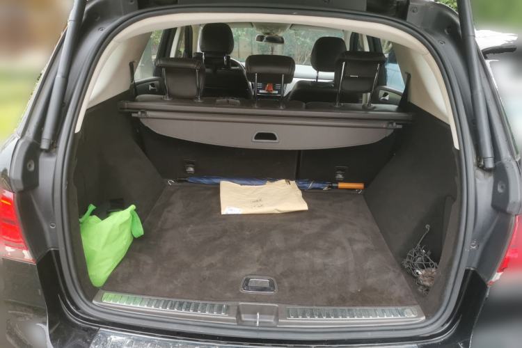 Used Mercedes-Benz GLE 2016 GLE 300 d 4MATIC Trunk