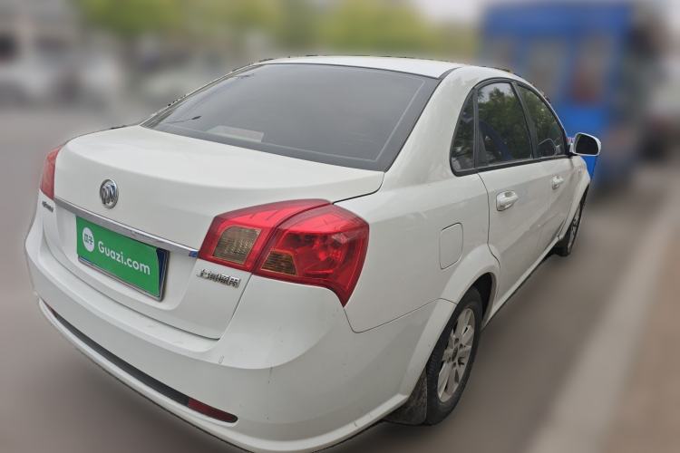 Used Buick Excelle 2015 1.5L Manual Classic Trim
