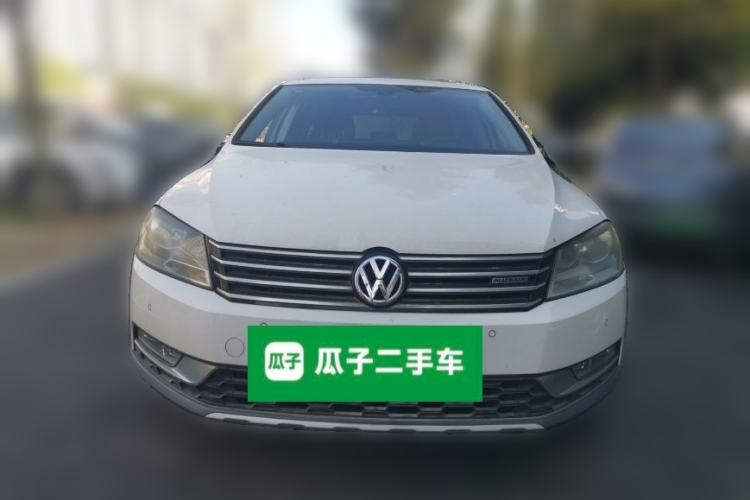 Used Volkswagen Magotan 2012 Travel Edition 2.0 TSI 4x4 Comfort Version
