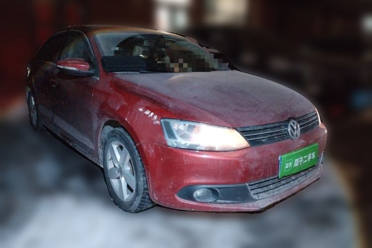 Used Volkswagen Sagitar 2014 Revised Version 1.4TSI Automatic Luxury Edition Front Right 45 Deg