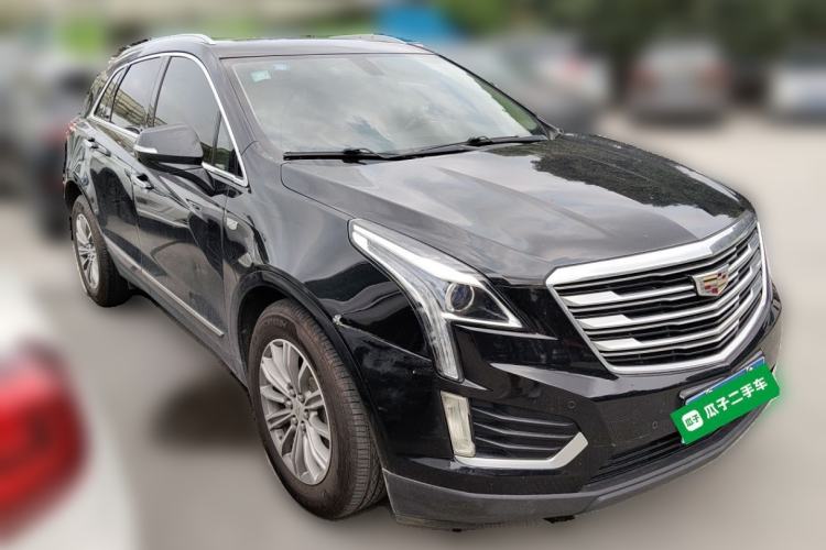 Used Cadillac XT5 2018 25T Luxury Model Front Right 45 Deg