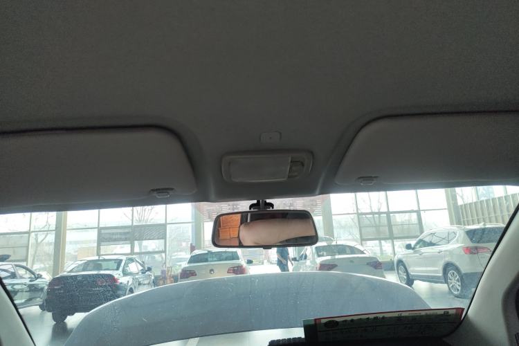 Used Chery QQ Ice Cream 2022 170km Sundae Phosphate Lithium-Ion Headliner