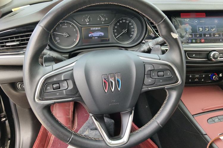 Used Buick Regal 2024 25T Deluxe Edition Steering Wheel