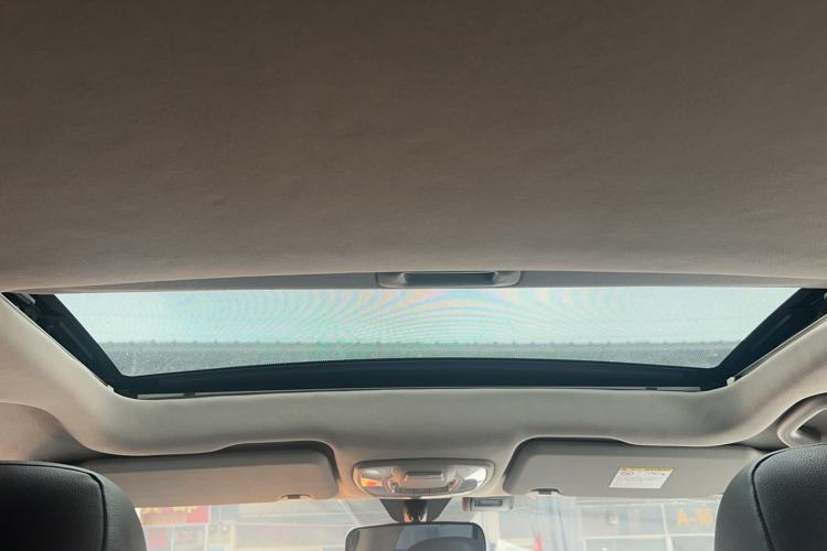 Used BAIC Senova X65 2015 2.0T automatic comfort version
