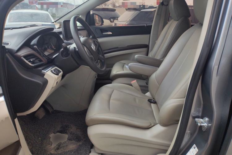 Used Buick GL8 2020 Land Cruiser Executive Class 652T Comfort Model
