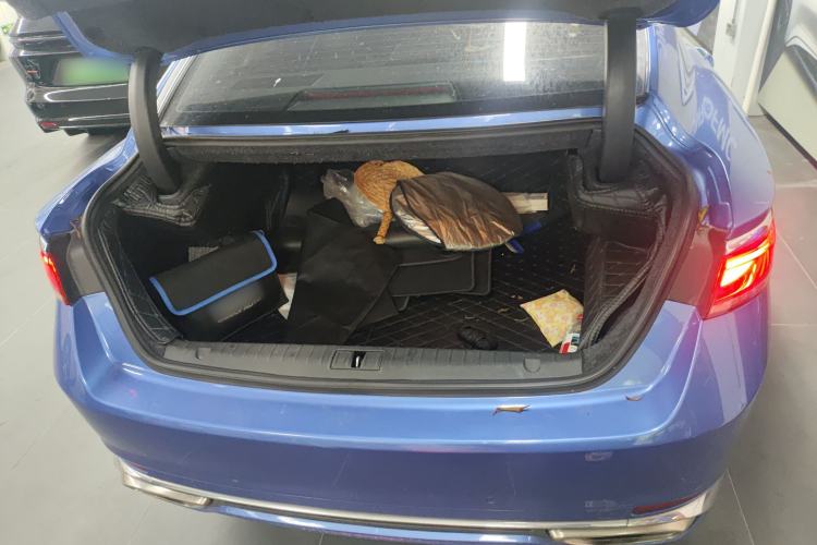 Used Geely Auto Emgrand GT New Energy 2018 1.5T PHEV Yao Ling Edition Trunk