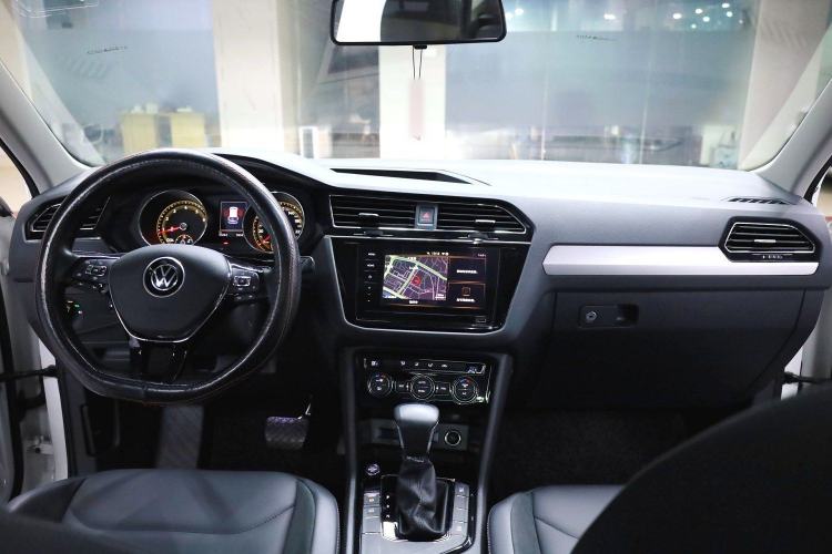 Used Volkswagen Tiguan L 2021 330TSI Automatic Two-Wheel Drive Smart Edition