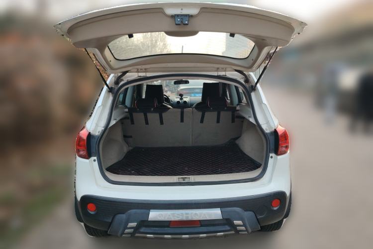 Used Nissan Qashqai 2012 1.6XE Wind 5MT 2WD
