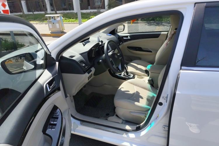 Used BYD e5 2017 300 Prestige Edition Left Front Seat