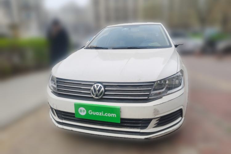 Used Volkswagen Gran Lavida 2015 1.6L Automatic Fashion Edition Front