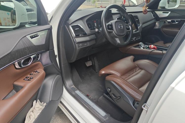 Used Volvo XC90 2021 B6 Luxury Smart Edition 7-Seater
