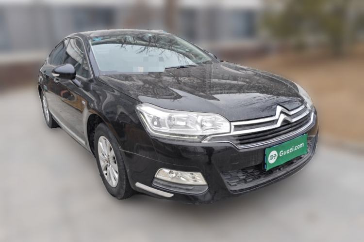 Used Citroen C5 2014 1.6T Automatic Luxury Model Front Right 45 Deg