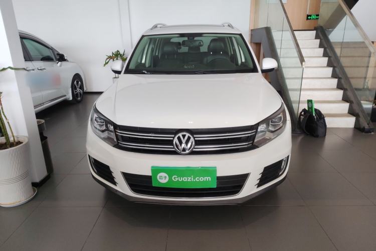 Used Volkswagen Tiguan 2015 1.8TSI Automatic All-Wheel-Drive Luxury Model Front