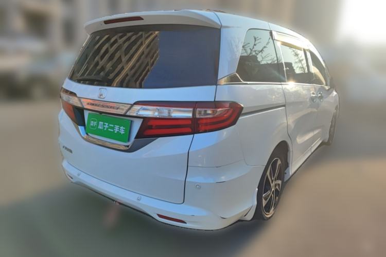 Used Honda Odyssey 2015 Updated Version 2.4L Smart Edition Rear Right 45 Deg