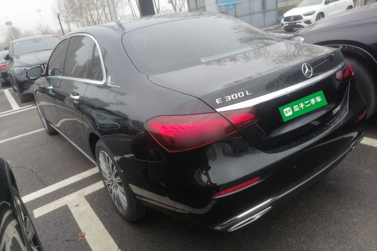 Used Mercedes-Benz E-Class 2023 Updated E 300 L Fashion Edition
