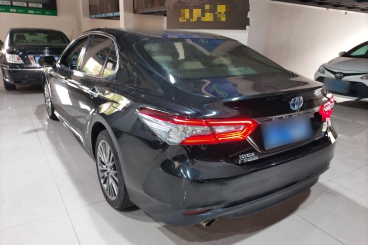 Used Toyota Camry 2018 Dual-Engine 2.5 HG Luxury Edition Rear Left 45 Deg