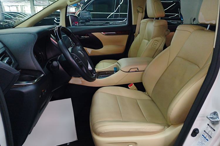 Used Toyota Alphard 2021 Dual-Engine 2.5L Luxury Edition