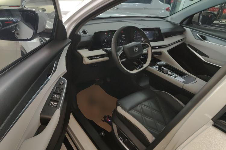 Used CHANGAN CS75 PLUS 2023 3rd Generation 1.5T Automatic Prestige Model