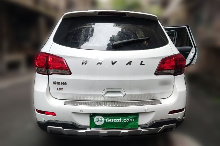 Used Haval H6 2013 Upgraded Model 1.5T Manual Two-Wheel Drive Elite Version
