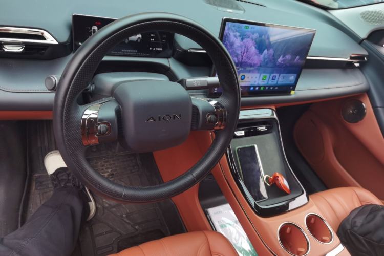 Used AION V 2024 Aion Tyrannosaurus 650 LiDAR Edition Center Console