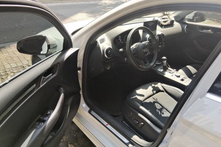 Used Audi A3 2020 Limousine 35 TFSI Fashion Edition China VI Emission Standard
