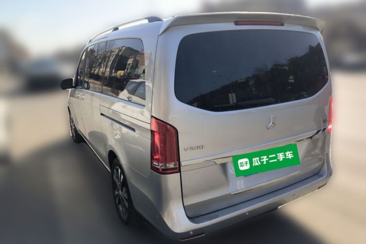 Used Mercedes-Benz V-Class 2016 V 260 Avantgarde Edition
