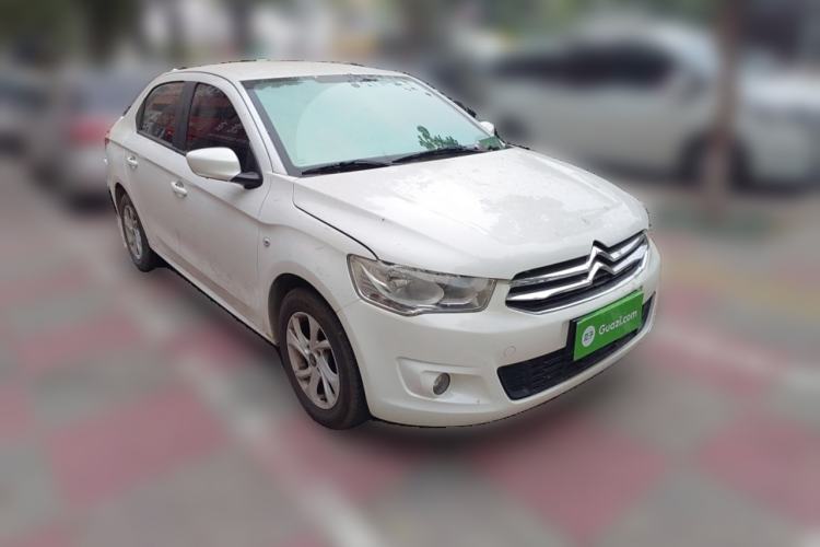 Used Citroen Elysee 2015 Zhishang Edition 1.6L Manual Fashion Model Front Right 45 Deg