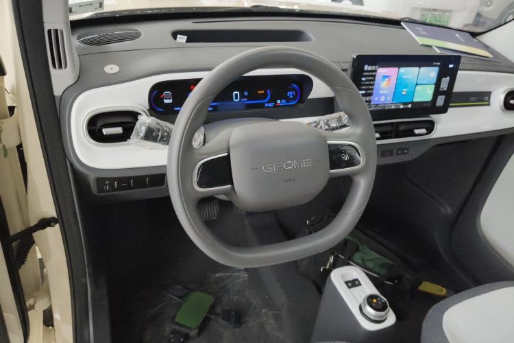 Used Geely Galaxy Panda 2025 210 km – Yuanqi Bear
