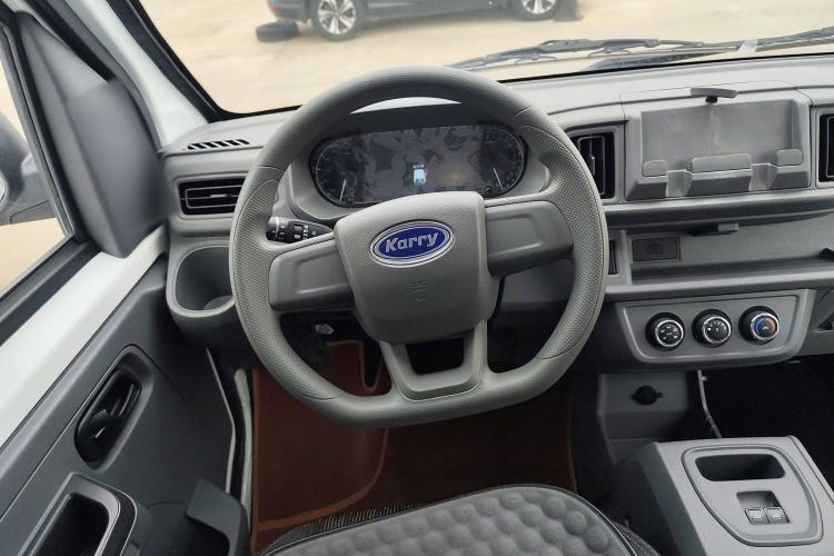 Used Karry Jiangtun E5 2024 268 km Range Open-Window 6-Seater Version
