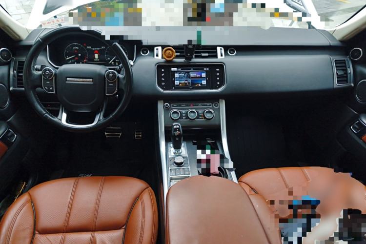 Used Land Rover Range Sport 2016 3.0 SC V6 HSE DYNAMIC Center Console