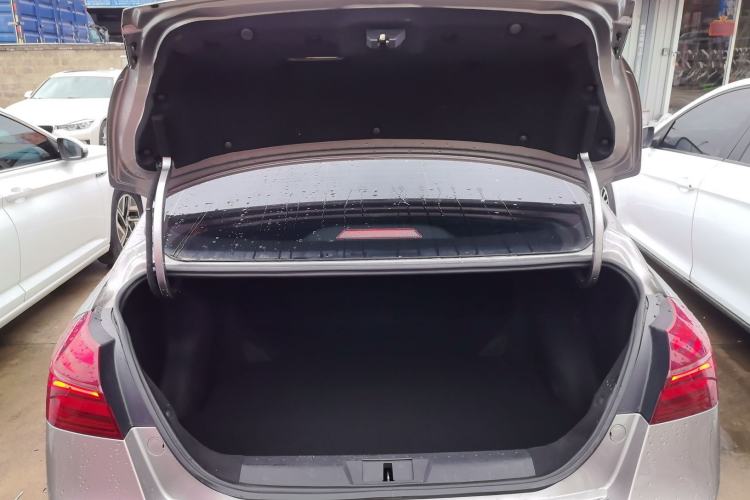 Used Geely Auto Emgrand 2018 1.5L CVT Upward Connect Edition
