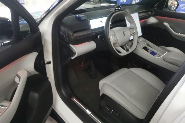 Used Nio ES6 2023 75 kWh
