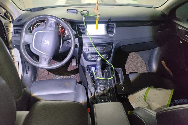 Used Peugeot 508 2012 2.0L Automatic Smart Enjoyment Version Center Console