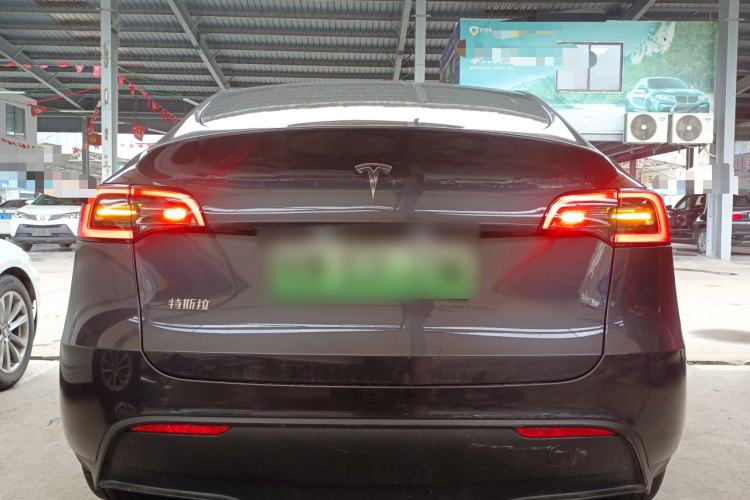 Used Tesla Model Y 2024 Rear-Wheel-Drive Version
