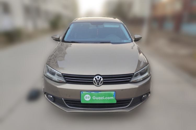 Used Volkswagen Sagitar 2014 Revised Version 1.4TSI Automatic Luxury Edition
