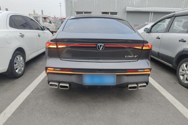 Used Changan UNI-V 2024 1.5T Prestige Sport Edition
