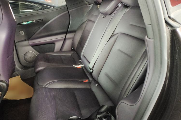 Used Avatr 07 2024 Pro+ Range-Extended Edition Left Rear Seat