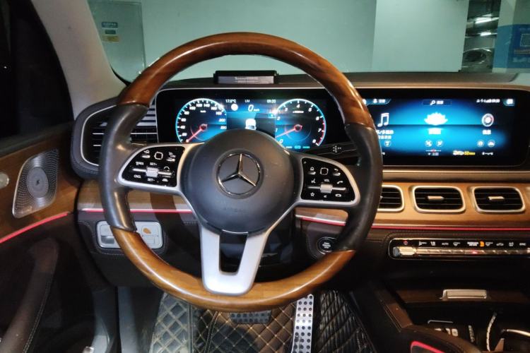 Used Mercedes-Benz GLS 2020 GLS 450 4MATIC Luxury Model Steering Wheel