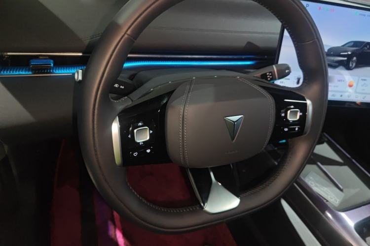 Used Deepal L07 2025 530 Ultra Qiankun Intelligent Driving ADS SE Pure Electric Version
