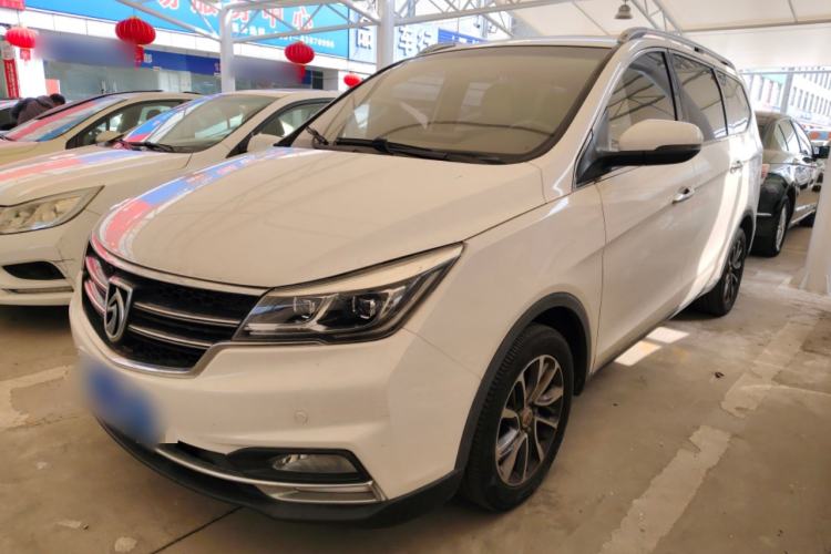 Used Baojun 730 2017 1.8L iAMT Luxury Version 7-Seater