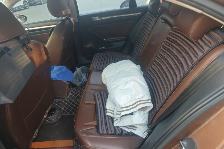 Used Volkswagen Lamando 2015 280TSI DSG Luxury Edition
