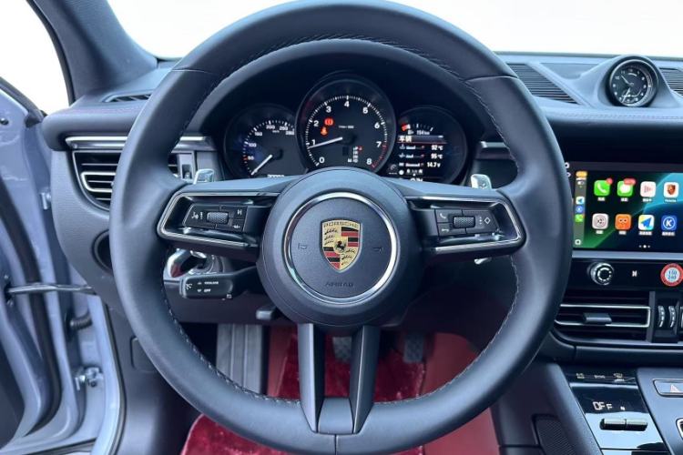 Used Porsche Macan 2022 Macan 2.0T Interior 4