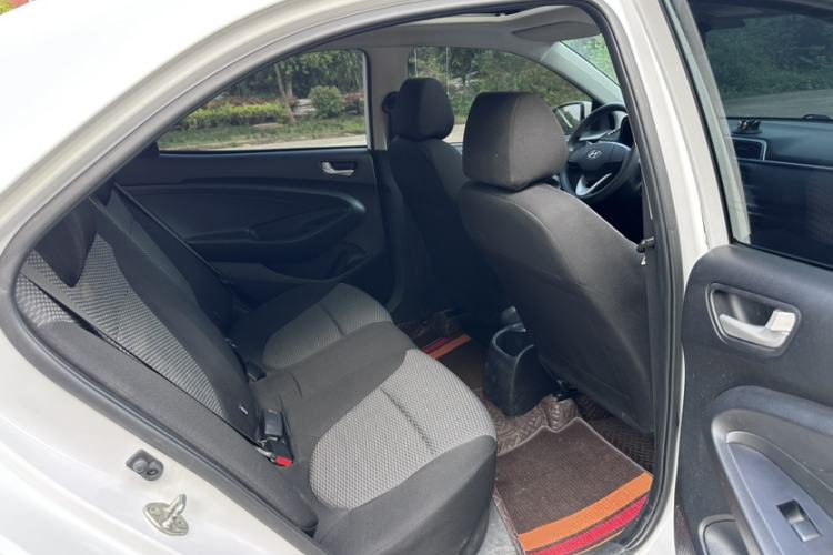 Used Hyundai Verna (older generation) 2017 1.4L Automatic YueXiang Edition China V-standard
